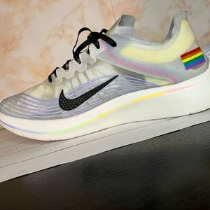 Nike Zoom Fly BeTrue 2018 size 11.5 Mens
